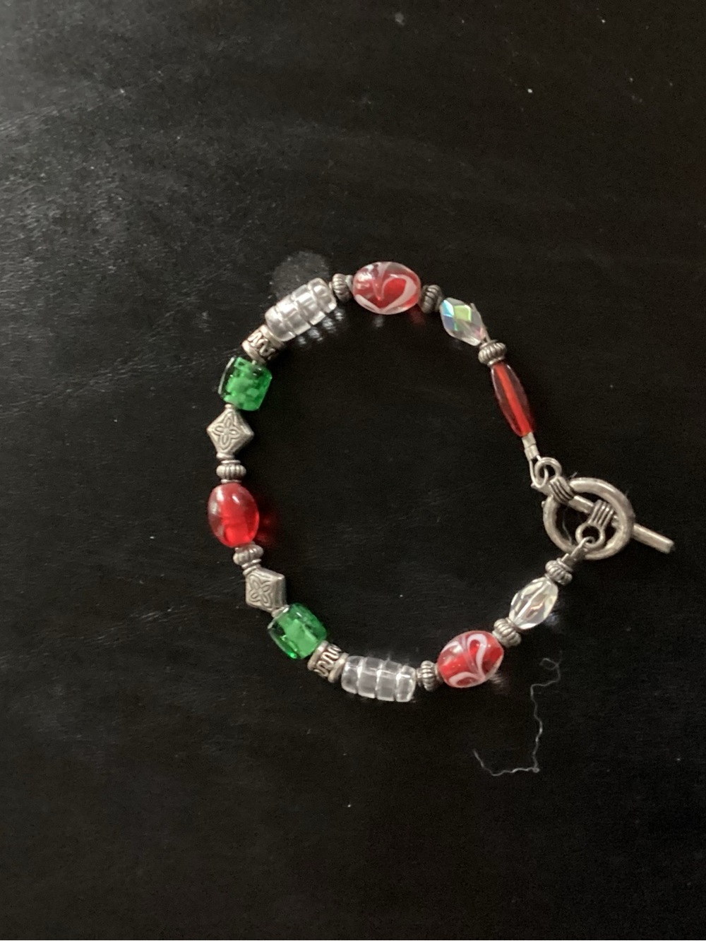 Handcrafted Red and Green Beaded Women’s Bracelet